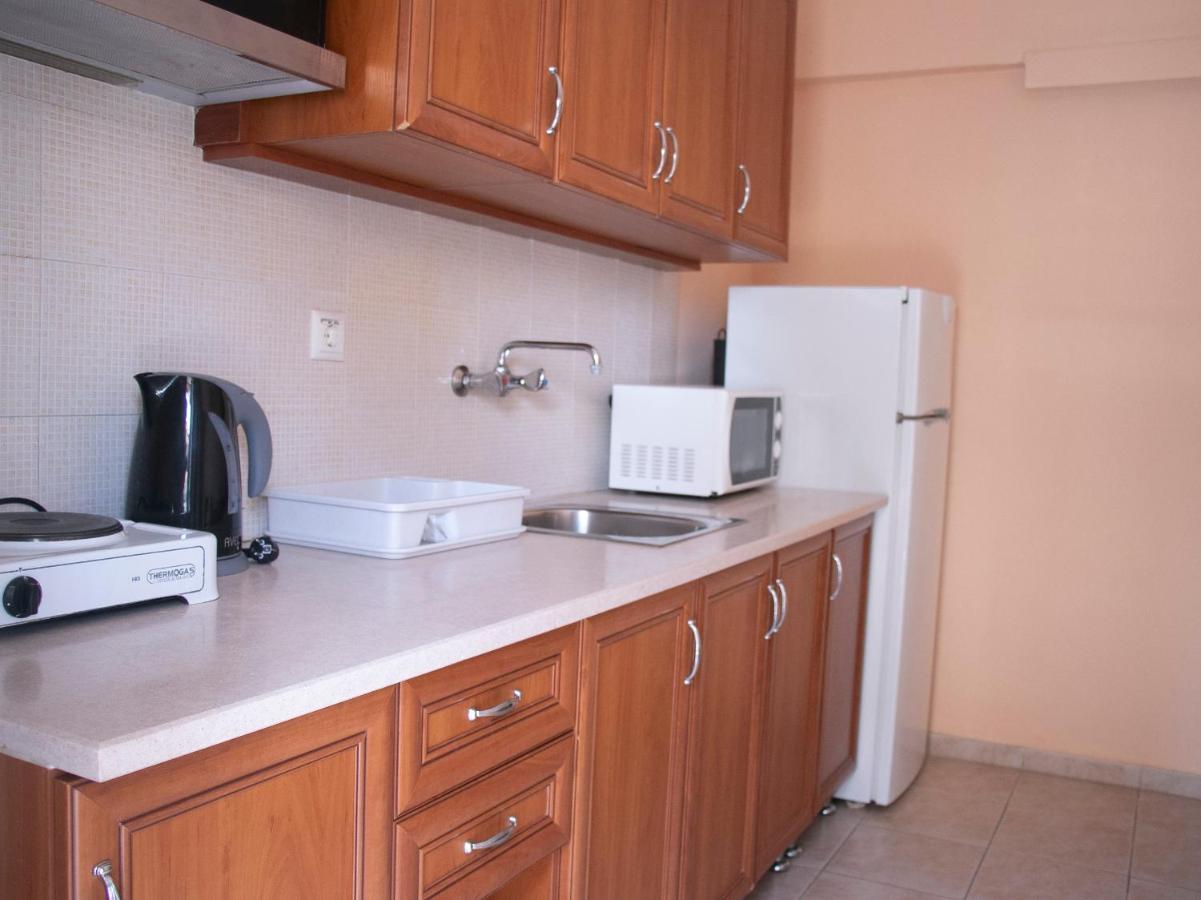 פראליה דיוניסיו Maria Apartments מראה חיצוני תמונה