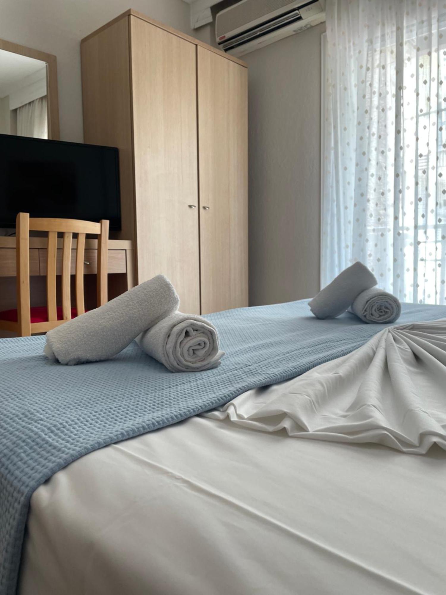 פראליה דיוניסיו Maria Apartments מראה חיצוני תמונה