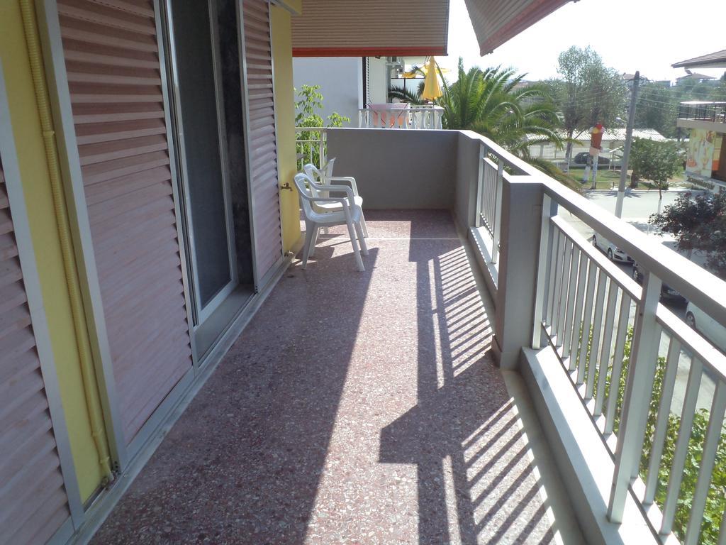 פראליה דיוניסיו Maria Apartments מראה חיצוני תמונה
